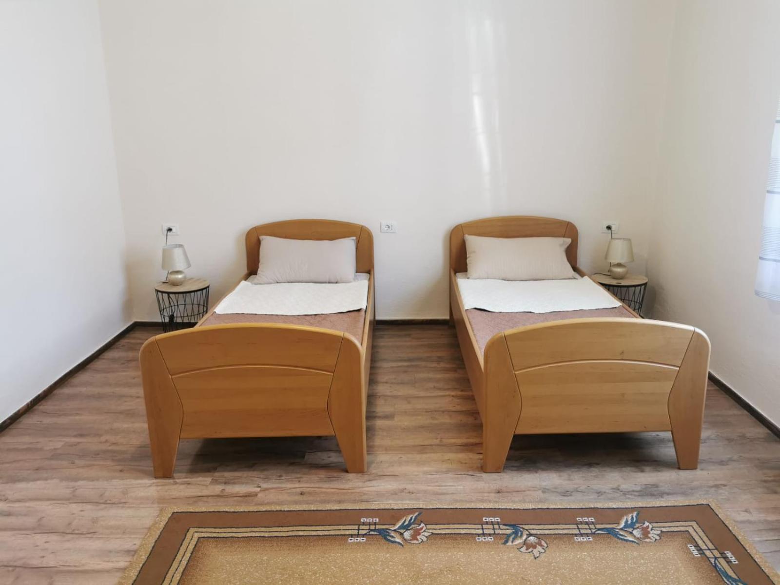 Gm Tirana Hostel Kültér fotó
