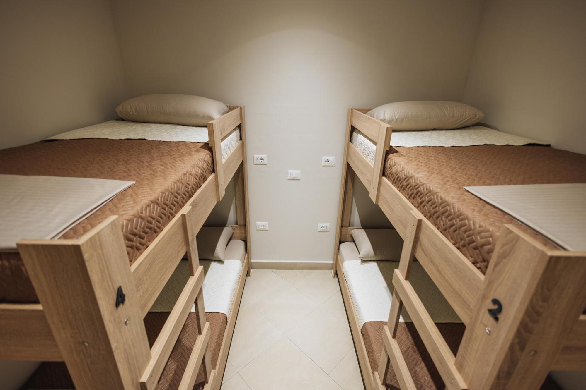 Gm Tirana Hostel Kültér fotó