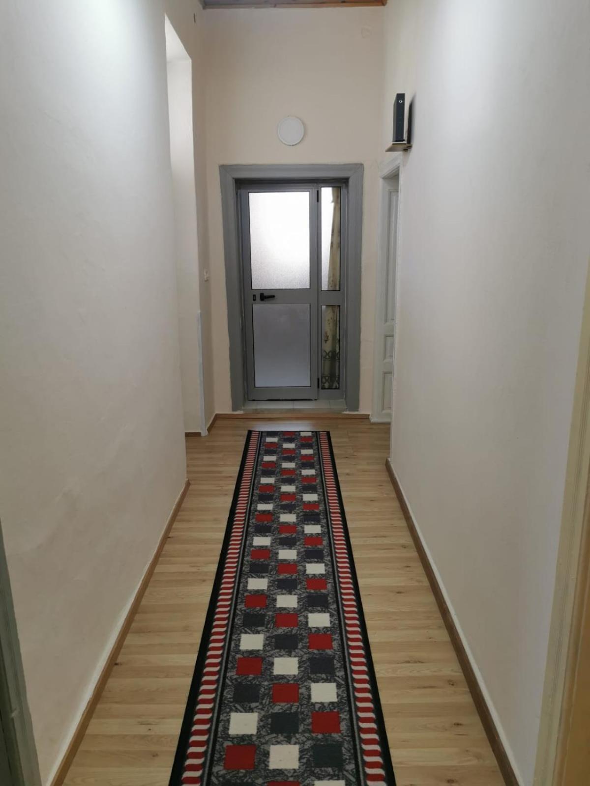 Gm Tirana Hostel Kültér fotó