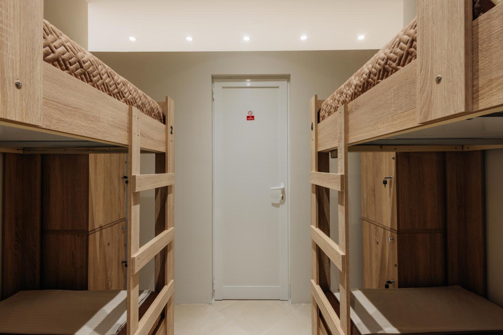 Gm Tirana Hostel Kültér fotó